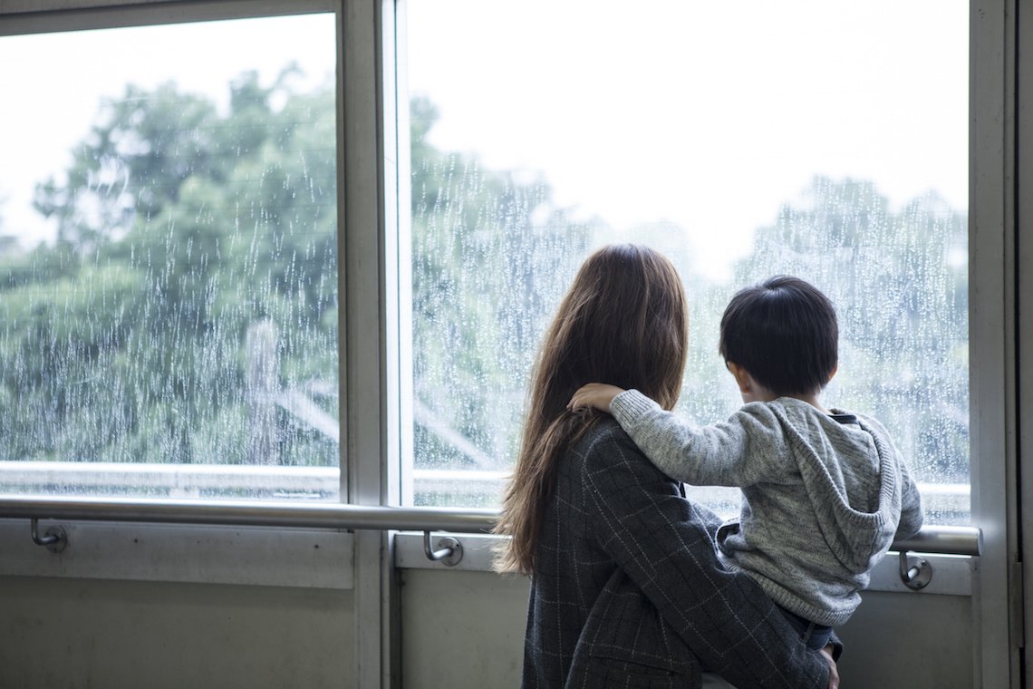 8 Home Security Tips For Single Moms